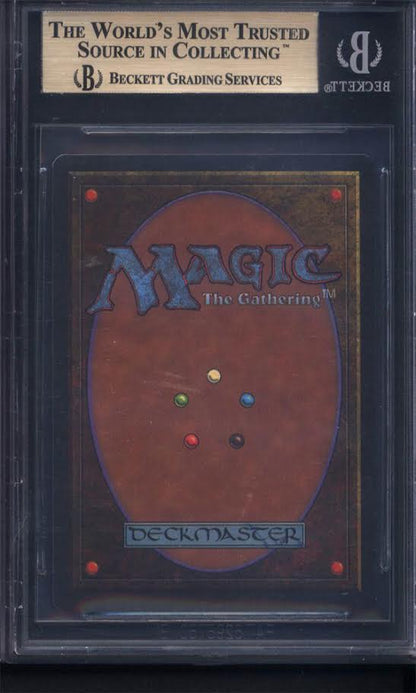 1994 Magic The Gathering Antiquities #32 Gaea's Avenger U1 :G: BGS 9.5