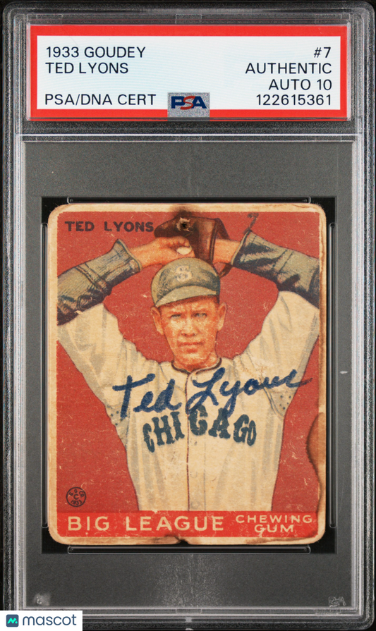 1933 Goudey #7 Ted Lyons Signed White Sox PSA Authentic Auto 10